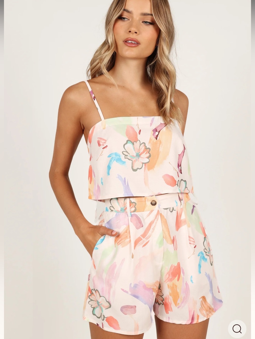 Petal & Pup Carey High Waisted Shorts Size S